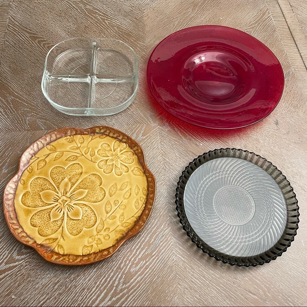 ❤️Assorted Plates & Trays: 3 Glass & 1 Ceramic Sold as a lot ir individually